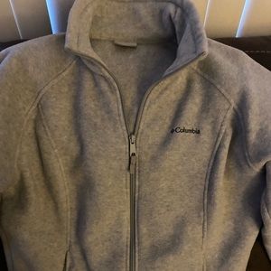 Columbia zip up